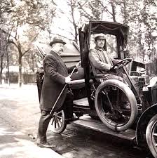 Image result for Jaune Taxi 1982 Renault