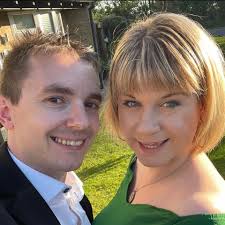 Does anyone know Cherry Lusha? Purse found. Please can they ask her to  contact me :)