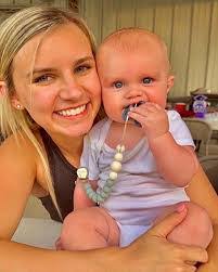 Kaycee Martin's Instagram, Twitter & Facebook