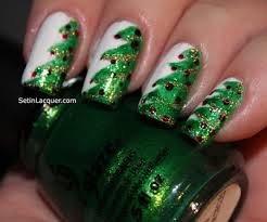 Christmas sparkle nail art tutorial. Classy And Simple Christmas Nail Art Designs For Stylish Girls Fashion Cluba