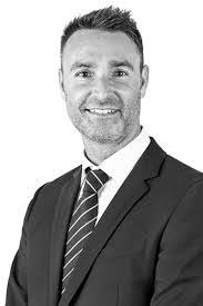 Thomas Ivanoff's Instagram, Twitter & Facebook