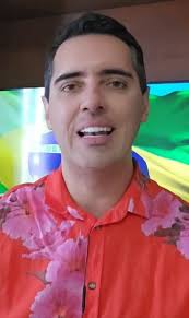 Quem é Thiago dos Reis, influenciador filiado ao PT que repete o método do  'gabinete do ódio'