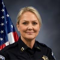 Kacey Bates's Instagram, Twitter & Facebook