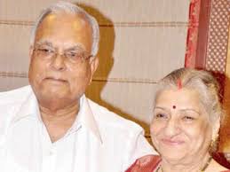 Col AK Singh and Sudesh's 50th anniversary party organised by their  daughter in Patna