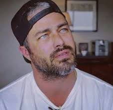 I feel so sad that my fans don't want to say just HELLO to me 😞