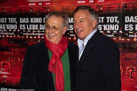 Die wilde neunjährige ist das, was man im jugendamt einen „systemsprenger nennt. Das Kino Ist Tot Es Lebe Das Kino Feiert Im Vollbesetzten Kino Premiere