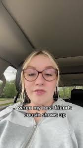 Claudia Larocque's Instagram, Twitter & Facebook