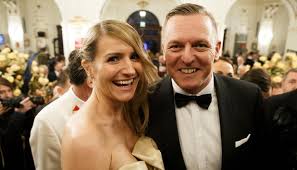 Österreichs innenminister herbert kickl (fpö) hat einen schärferen kurs gegen kriminelle einwanderer angekündigt. Minister Kunasek Heiratet Seine Sabrina News At