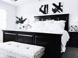 Therefore, they leave no stone unturned to make it. Black And White Wall Art Ideas For Your Bedroom