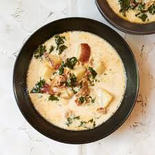 Place the potatoes, onions, chicken broth, water, and garlic in a large pot and cook on medium heat until potatoes are done. Olive Garden Zuppa Toscana Soup Recipe Myrecipes