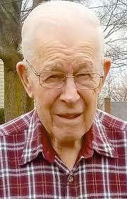 Roland Danis's Instagram, Twitter & Facebook