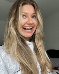 Michaela Thorpe's Instagram, Twitter & Facebook