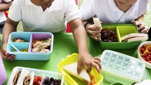 Jun 02, 2021 · bisa banget dikreasikan dengan kecap, cabai, telur, sosis, ayam, wah semua bisa jadi isian menu nasi goreng. Tips Pilih Kotak Bekal Sekolah Untuk Anak Kumparan Com