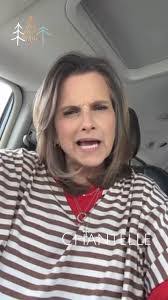 Diane Hollon's Instagram, Twitter & Facebook