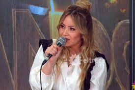 Pero en algún momento tomara la decisión de continuar o no en el cantando karina la princesita habló tras su noche de llanto y angustia en el cantando 2020. Cantando 2020 Karina La Princesita Hizo Muecas A Camara Por La Pelea De Los Cantantes De Rafaga Celebrity Land