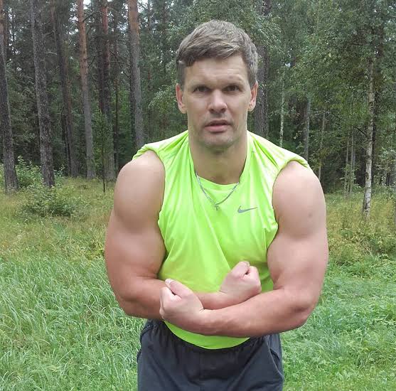 Andrus Värnik on Lõuna-Eestis tagasi, võttis end ajakirjas paljaks ja  valmistub sporti naasma - Lõunaeestlane