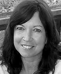 Karen Ainsley's Instagram, Twitter & Facebook