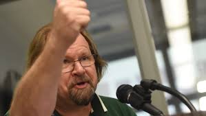 A breath of fresh air:' 911 dispatcher posthumously honored