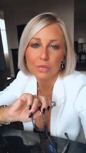 Heather Singletary's Instagram, Twitter & Facebook