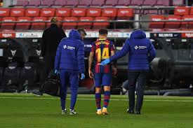 Sportsmail's exclusive pictures show the brazil star heading to spain. Barcelona Confirm Coutinho Set For Tests On Knee Injury Barca Blaugranes