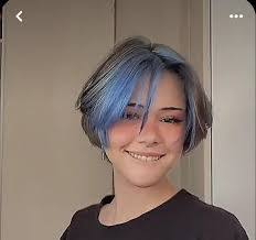 Katie Mulhern's Instagram, Twitter & Facebook