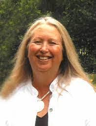 Ann Quiring's Instagram, Twitter & Facebook