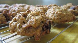 Bake until golden brown, about 10 to 12 minutes. Sugar Free Oatmeal Raisin Cookies Diabetic Recipe Diabetic Gourmet Magazine