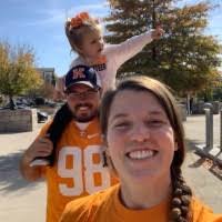 Lisa Seiber's Instagram, Twitter & Facebook