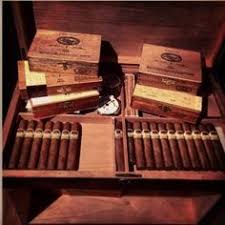 Pin By Jovi Gonyea On Smokes Cigars Cigars And Whiskey Good Cigars