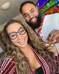 Sarah Embree's Instagram, Twitter & Facebook