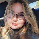 Audrey Kingsbery's Instagram, Twitter & Facebook