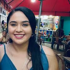 Siempre guapa La Thania dirían en su natal Pachalum