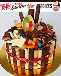 También tenemos postres y tortas tradicionales (con opciones sin azúcar y sin gluten), galletas, brownies, merengues y muchos otros detalles para regalar y sorprender. Torta Barquillos Y Chocolate 3 Tutorta Com Bogota Tortas Tematicas Decoradas Para Cumpleanos A Domicilio