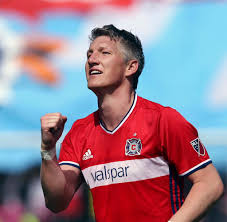 Check out his latest detailed stats including goals, assists, strengths & weaknesses and match ratings. Bastian Schweinsteiger Jetzt Ist Der Deutsche Ein Amerikanischer Held Welt