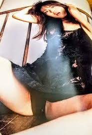 Yahoo!オークション - 元アイドル歌手、タレント、女優、元人妻、三浦理恵子、帯付き...