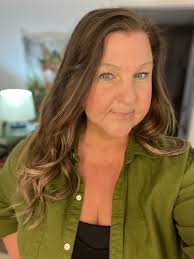 Mrs Peacock did it in the Library with the Knife — welcome to my online  studio