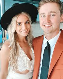 Madison Albrecht (@acoolmomma) • Instagram photos and videos