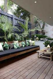 Amazing Outdoor Living Spaces To Inspire Tropical Patio Tropical Outdoor Decor Outdoor Living