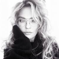 30+ "Lee Howells" profiles