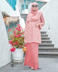 The following image below is a display of images that come from various sources. Baju Kurung Kedah Lace Gemima Fresh Peach Muslimahclothing Com