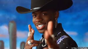 E g yeah, i'm gonna take my horse to the old town road. Lil Nas X S Old Town Road Blocks Taylor Swift From Going No 1 Again Lovebscott Com