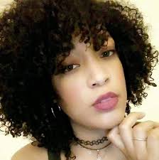 Jillian Mosley's Instagram, Twitter & Facebook