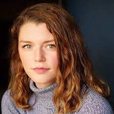 Any current filmmakers, videographers, photographers, models or actors  currently making income in the creative field? WE NEED YOU! Hi! My name is  Sarah and I'm part of the team hosting a mini-conference