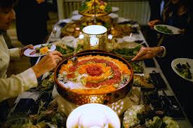 New year's eve tablescape in black & gold. Celebrate New Year S Eve In Boston At The 20 Best Parties To Ring In 2020