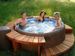 27 Uberzeugende Spa Designs Fur Ihren Garten In 2020 Spa Design Whirlpool Garten Whirlpool