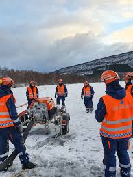 Sivilforsvaret vil ikke kunne gjennomføre evakuering ved krig. Sivilforsvaret Lofoten Sivilforsvaret Bistar Kommuner Ved Vannmangel