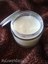 Tendresse Automnale Une Creme Toute Douce Pour Mes Mains Et Gourmande Amande Douce Macerat De Vanille Creme Soins Naturels Creme Pour Les Mains