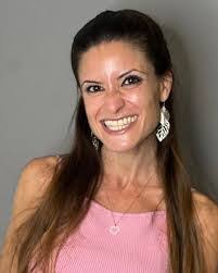 Laura Greenbaum's Instagram, Twitter & Facebook