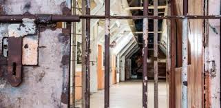 Jun 01, 2021 · ¿cuál fue el peor crimen cometido el año en que naciste? Te Atreves A Entrar En Una Tetrica Carcel De Quito
