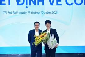 Anh trai của ca sĩ đình đám Trung Quân được bổ nhiệm làm Tổng ...